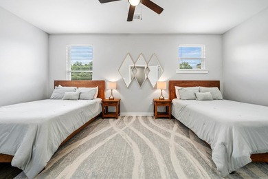 Welcome to this beautiful 3-bedroom, 2.5-bath lakefront retreat - photo 19