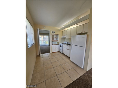 Bright & Airy End-Unit Condo in Prime Location! Inviting 2nd - photo 7