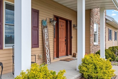 This beautifully maintained 4-bedroom, 3.5-bath home in the - photo 5