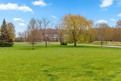 This beautifully maintained 4-bedroom, 3.5-bath home in the - photo 9