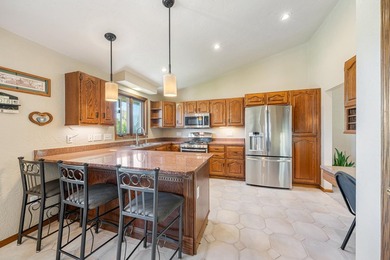 Beautifully maintained ranch home built in 1991 offering comfort - photo 3