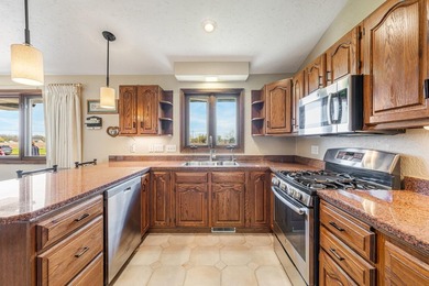 Beautifully maintained ranch home built in 1991 offering comfort - photo 6