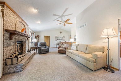 Beautifully maintained ranch home built in 1991 offering comfort - photo 9