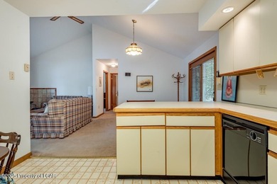 Attractive 3BR 2Bth cedar sided lakefront ranch offers stunning - photo 19