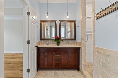 Impeccable, beautifully updated 4BR/2BA ranch in the heart of - photo 22