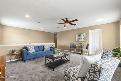 BACK ON MARKET with brand new LVP Flooring! One of the best - photo 22