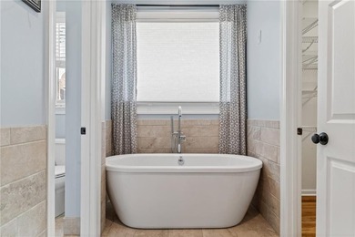 Impeccable, beautifully updated 4BR/2BA ranch in the heart of - photo 26