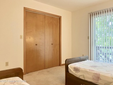 Attractive 3BR 2Bth cedar sided lakefront ranch offers stunning - photo 27