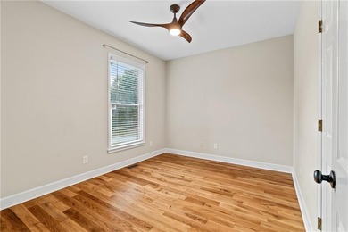 Impeccable, beautifully updated 4BR/2BA ranch in the heart of - photo 32