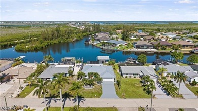 Waterfront Paradise in Matlacha Isles - Sailboat Access - photo 4