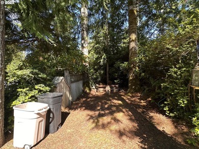 This Coast Village property has a one-bedroom main house with a - photo 2