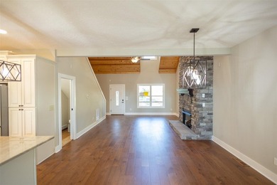 The lake is calling! Discover tranquility & luxury in this - photo 18