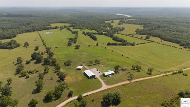Welcome to your dream hobby farm! This beautiful 3 bed, 2 bath - photo 24