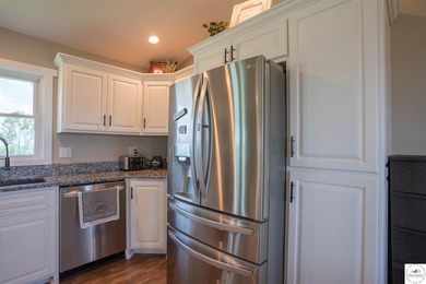 Welcome to your dream hobby farm! This beautiful 3 bed, 2 bath - photo 37