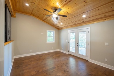 The lake is calling! Discover tranquility & luxury in this - photo 38