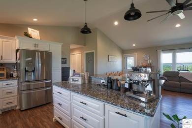Welcome to your dream hobby farm! This beautiful 3 bed, 2 bath - photo 38
