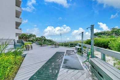 Perfectly positioned in the highly sought-after One Seagrove - photo 41