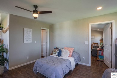 Welcome to your dream hobby farm! This beautiful 3 bed, 2 bath - photo 43
