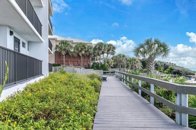 Perfectly positioned in the highly sought-after One Seagrove - photo 44