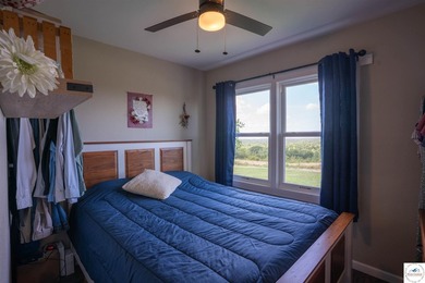 Welcome to your dream hobby farm! This beautiful 3 bed, 2 bath - photo 46