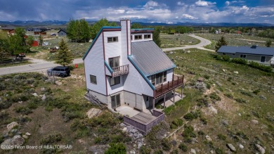 Fremont Lake Home For Sale in Pinedale Wyoming