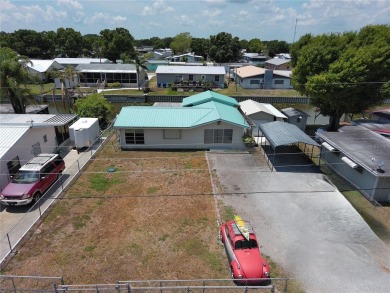 Lake Home For Sale in Okeechobee, Florida