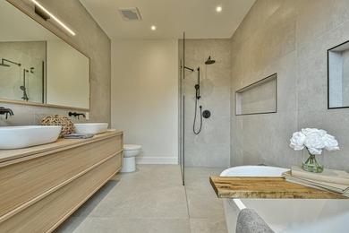 Where dreams come true. Prestigious waterfront property on a - photo 30