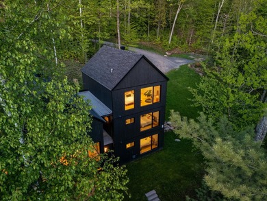 Where dreams come true. Prestigious waterfront property on a - photo 49