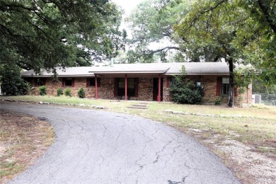 Lake Home Sale Pending in Greenville, Texas