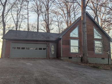 Lake Home For Sale in Decatur, Tennessee