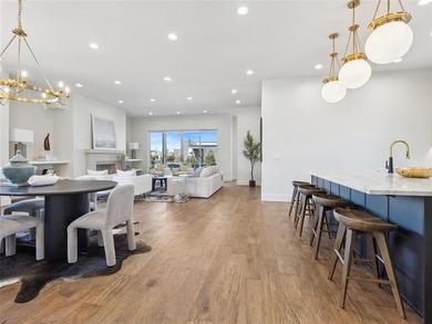 Discover the epitome of refined living at Wilshire Point, a - photo 6