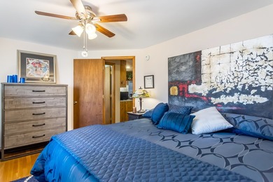 Charming Ellijay Mountain Retreat 2 BR with Loft,2 1/2 BA 2,144