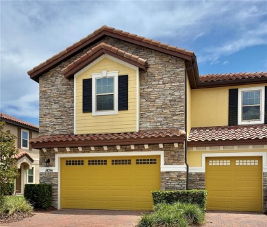 Lake Townhome/Townhouse For Sale in Orlando, Florida