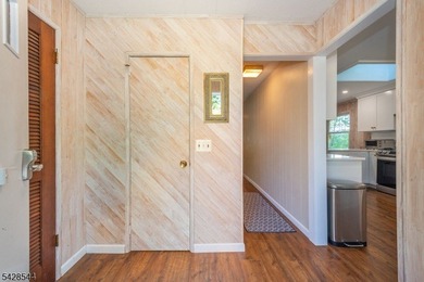 Welcome to your perfect lakefront RANCH retreat! This charming - photo 15