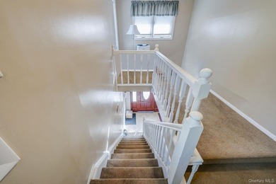 Charming, cared-for, and full of curb appeal, this Ridge - photo 20
