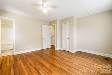 Imagine returning home in sought-after North Asheville. A - photo 20