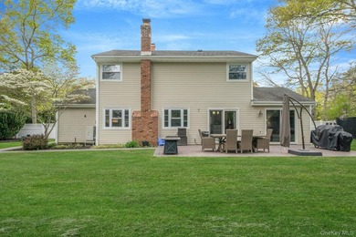 Charming, cared-for, and full of curb appeal, this Ridge - photo 29