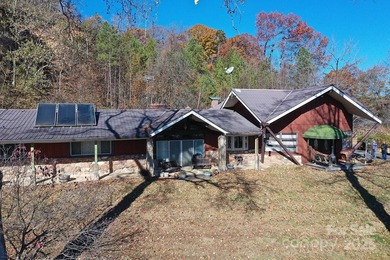 Waterfront living at its finest! This spacious 3-bedroom, 2-bath - photo 2