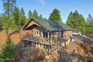This extraordinary 21-acre mountain retreat offers panoramic - photo 35