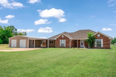 Pat Mayes Lake Home For Sale in Powderly Texas