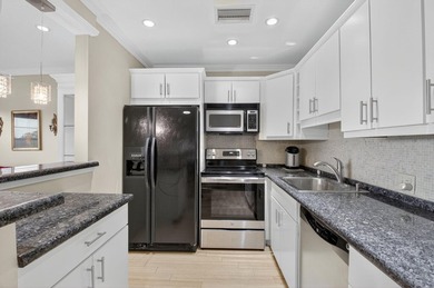 HOME SWEET HOME! Fully renovated penthouse condo right next to - photo 2