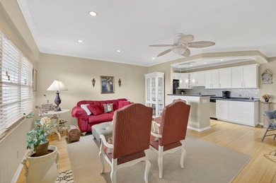 HOME SWEET HOME! Fully renovated penthouse condo right next to - photo 10
