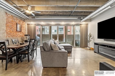 Adam Briley, M: , adam.briley,   - Modern 2-bedroom, 2-bath