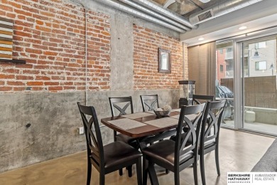 Adam Briley, M: , adam.briley,   - Modern 2-bedroom, 2-bath