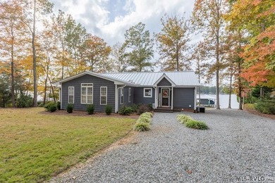 This fully furnished Lake Gaston waterfront home on Pea Hill - photo 24