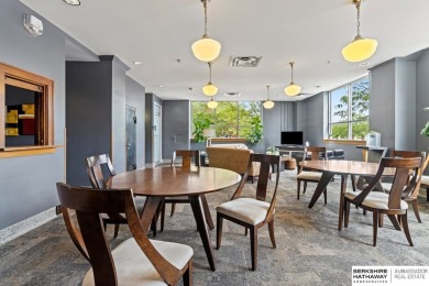 Adam Briley, M: , adam.briley,   - Modern 2-bedroom, 2-bath