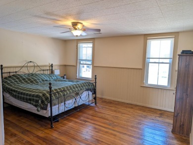 3 bedroom/1 bath apartment and business for sale. The upstairs