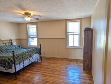 3 bedroom/1 bath apartment and business for sale. The upstairs