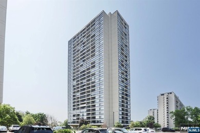 Welcome to your private retreat in the sky at Horizon House - photo 2