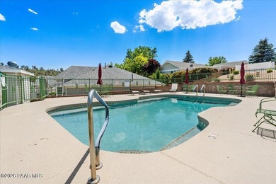 55+ Beautiful well kept home, located in close to shopping and - photo 37